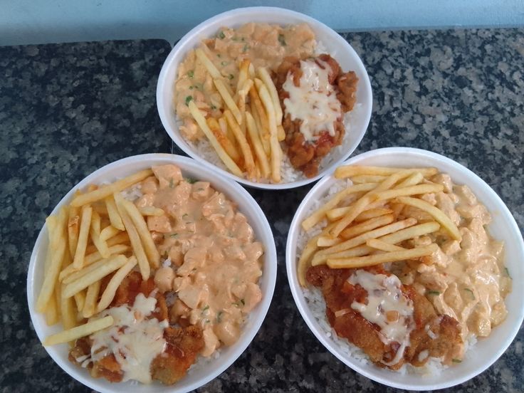 3 Marmitas + 3 Refrigerantes + Batata Frita + Sobremesa